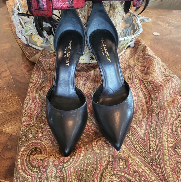 Authentic Saint Laurent Pumps - Picture 7 of 11